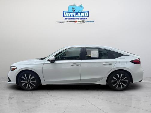 Platinum White Pearl 2024 Honda Civic