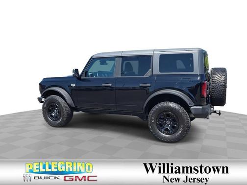 SHADOW BLACK 2022 Ford Bronco Wildtrak