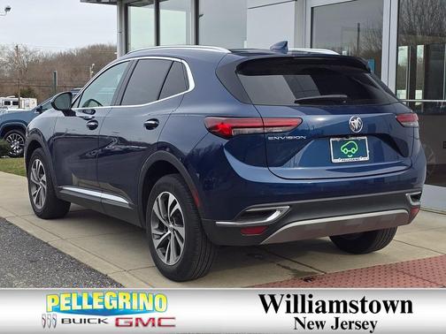 2022 Buick Envision FWD Essence