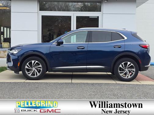 2022 Buick Envision FWD Essence