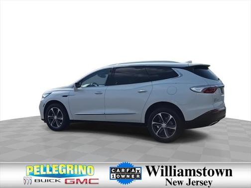 2022 Buick Enclave AWD Essence