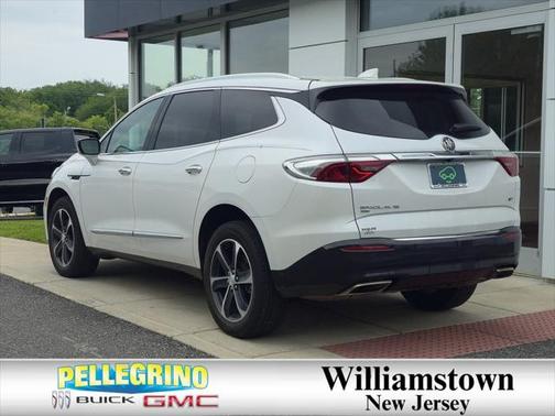 2022 Buick Enclave AWD Essence