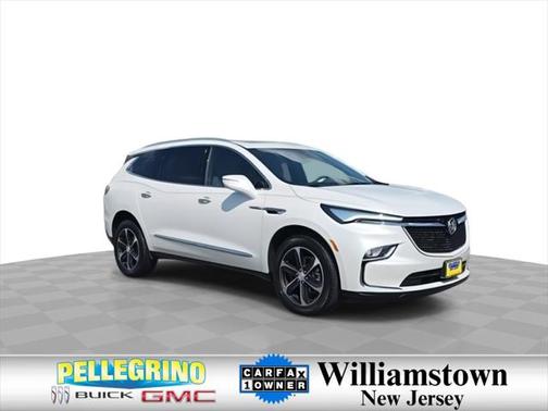 2022 Buick Enclave AWD Essence