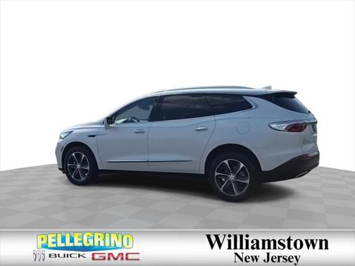 2022 Buick Enclave AWD Essence