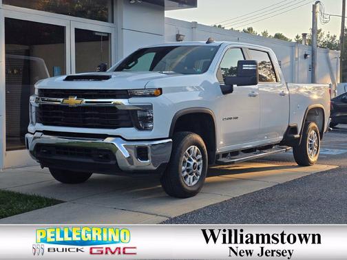 Summit White 2026 Chevrolet Silverado 2500 LT
