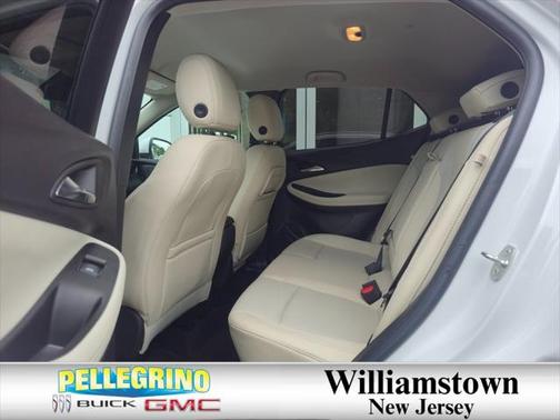 2022 Buick Encore GX Select