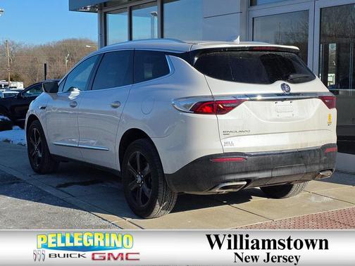 2023 Buick Enclave Essence AWD