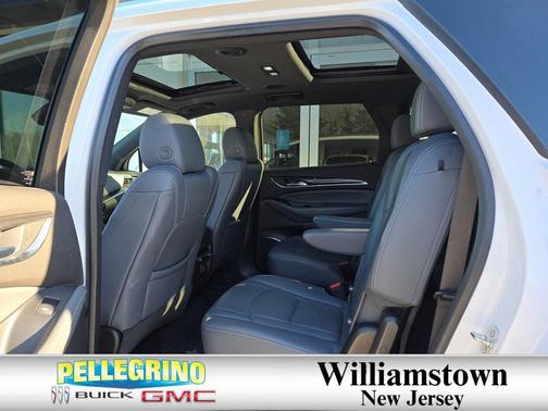 2023 Buick Enclave Essence AWD