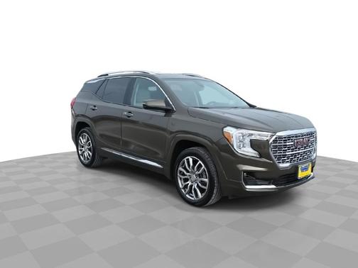 2023 GMC Terrain Denali