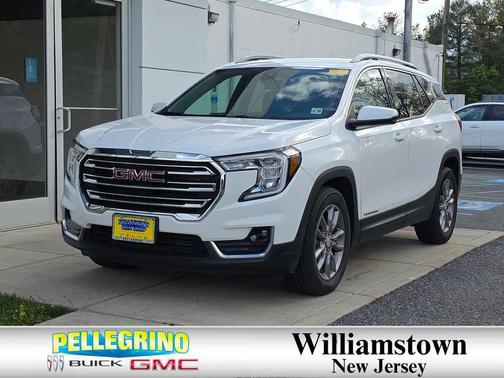 Summit White 2022 GMC Terrain SLT