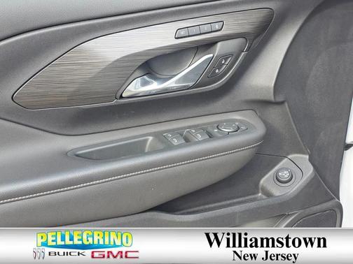 Summit White 2022 GMC Terrain SLT
