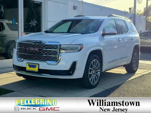 2023 GMC Acadia Denali
