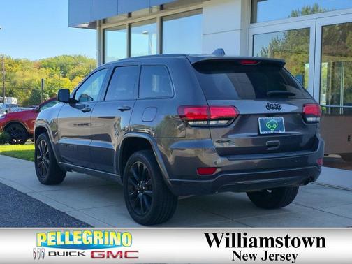 2021 Jeep Grand Cherokee Laredo