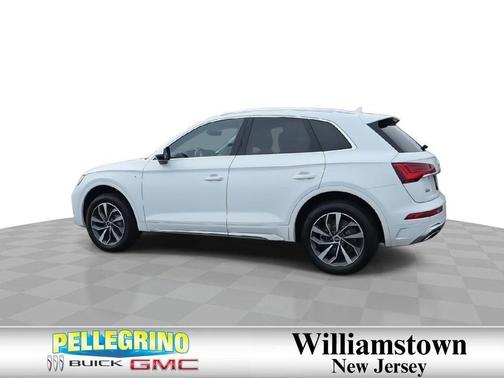 2022 Audi Q5 45 S line Premium