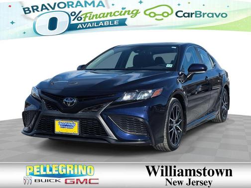 2022 Toyota Camry SE