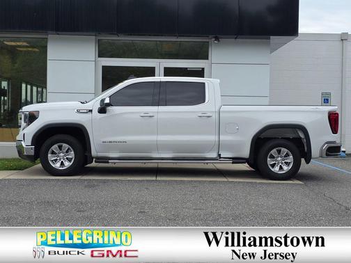 Summit White 2025 GMC Sierra 1500 SLE