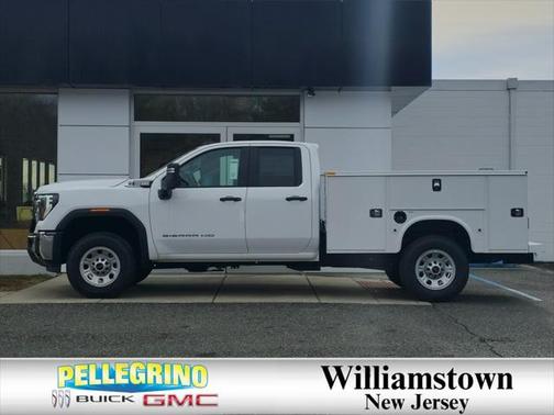 2025 GMC Sierra 3500 Base