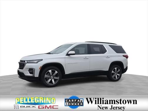 2022 Chevrolet Traverse LT Leather