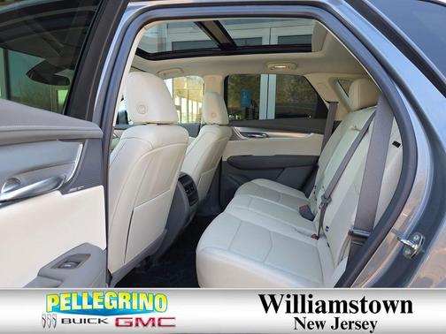 2021 Cadillac XT5 Premium Luxury