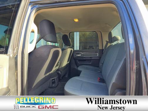 2019 RAM 2500 Big Horn Crew Cab 4x4 6'4' Box