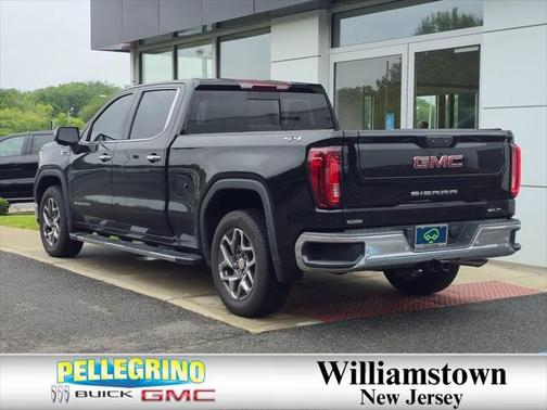 2022 GMC Sierra 1500 SLT