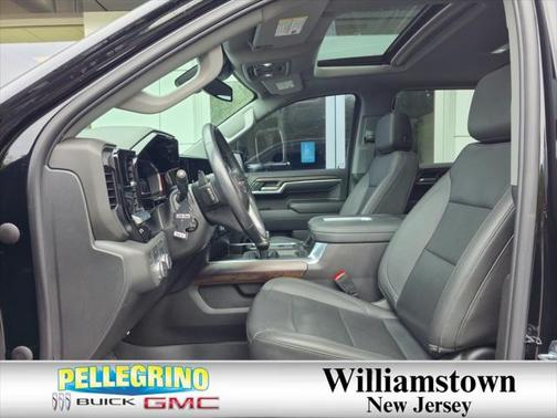2022 GMC Sierra 1500 SLT