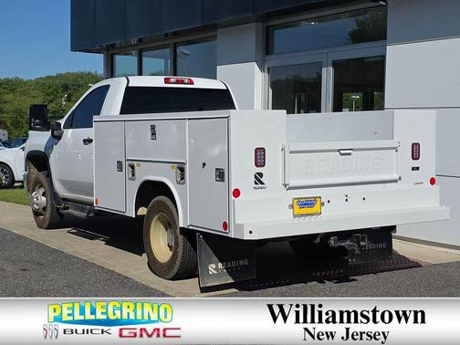 Summit White 2024 Chevrolet Silverado 3500 WT