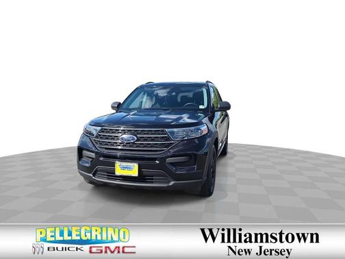AGATE BLACK METALLIC 2023 Ford Explorer XLT