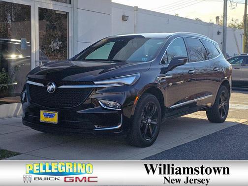 2024 Buick Enclave Essence FWD