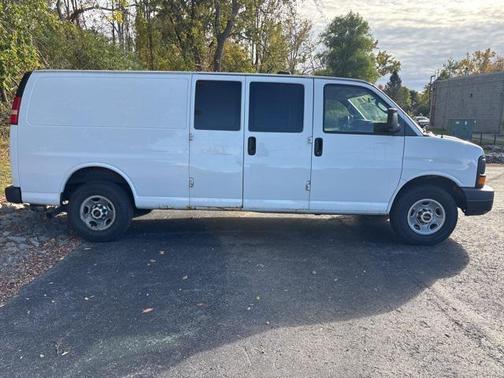 2016 GMC Savana 2500 Work Van