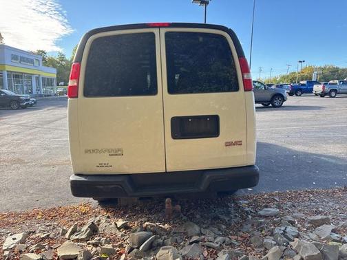 2016 GMC Savana 2500 Work Van