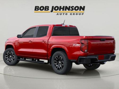 Radiant Red Tintcoat 2026 Chevrolet Colorado Z71