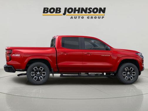Radiant Red Tintcoat 2026 Chevrolet Colorado Z71