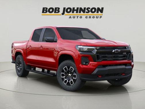 Radiant Red Tintcoat 2026 Chevrolet Colorado Z71