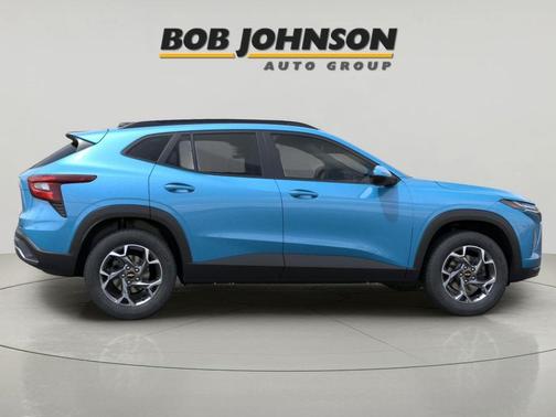 Marina Blue Metallic 2026 Chevrolet Trax LT