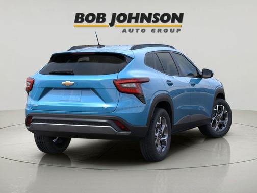 Marina Blue Metallic 2026 Chevrolet Trax LT