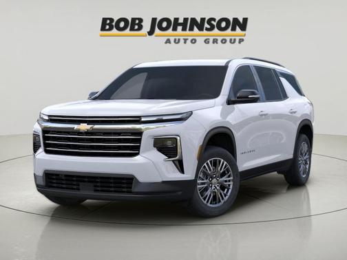 Summit White 2026 Chevrolet Traverse LT