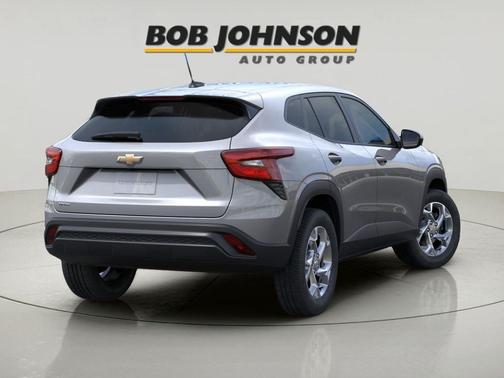 Sterling Gray Metallic 2026 Chevrolet Trax LS