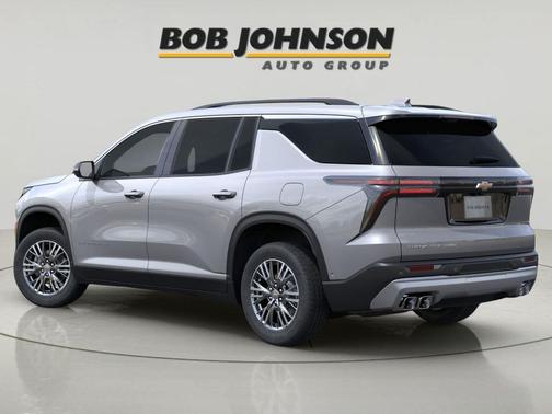 Sterling Gray Metallic 2026 Chevrolet Traverse LT