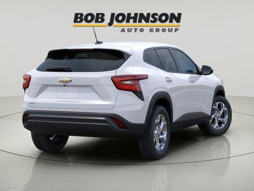 Summit White 2026 Chevrolet Trax LS