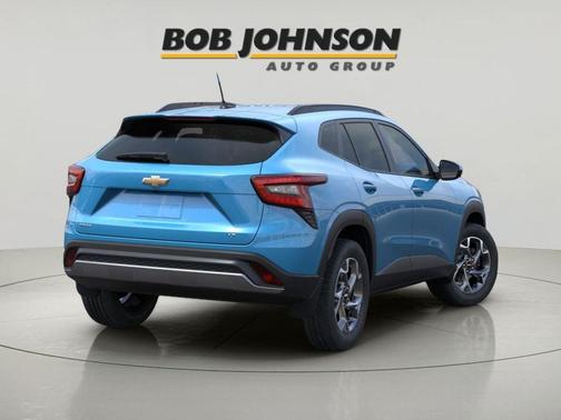 Marina Blue Metallic 2026 Chevrolet Trax LT