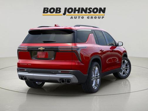 Radiant Red Tintcoat 2027 Chevrolet Traverse LT