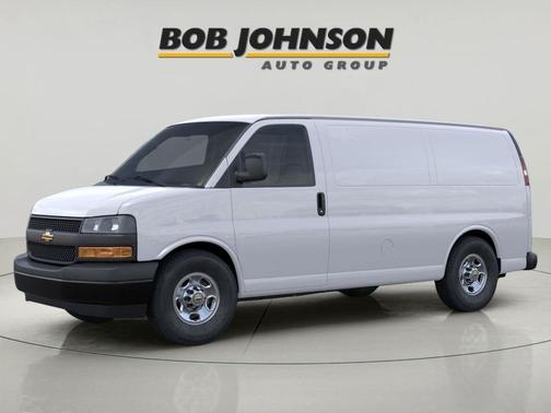 Summit White 2026 Chevrolet Express 2500 LT