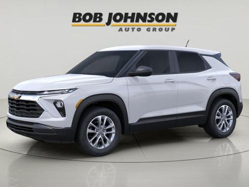 Summit White 2026 Chevrolet Trailblazer LS