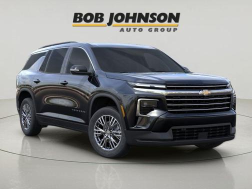 Mosaic Black Metallic 2026 Chevrolet Traverse LT