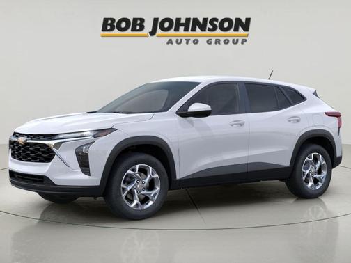 Summit White 2026 Chevrolet Trax LS