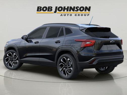 Mosaic Black Metallic 2026 Chevrolet Trax FWD 2RS