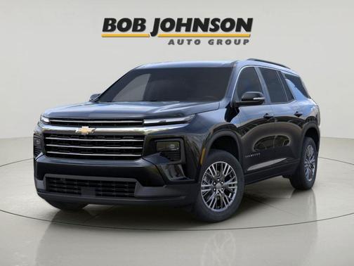 Mosaic Black Metallic 2026 Chevrolet Traverse LT