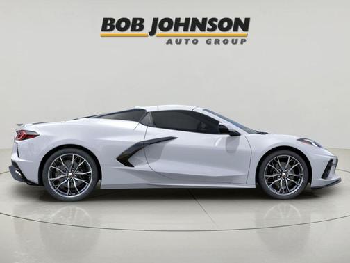 Arctic White 2026 Chevrolet Corvette Stingray w/3LT