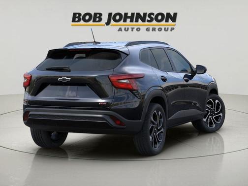 Mosaic Black Metallic 2026 Chevrolet Trax FWD 2RS